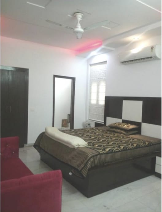 Apartment Available For Sale In Sector 17, Faridabad