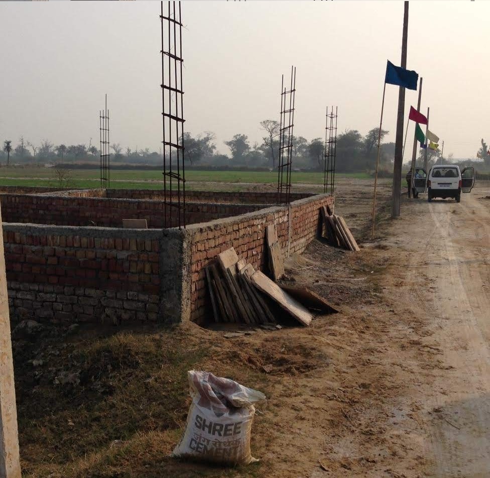 Plots For Sale In Baghola - Main Mathura Road